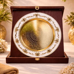 চায়না উডেন বক্স এন্ড মেটাল প্লেট ক্রেস্ট